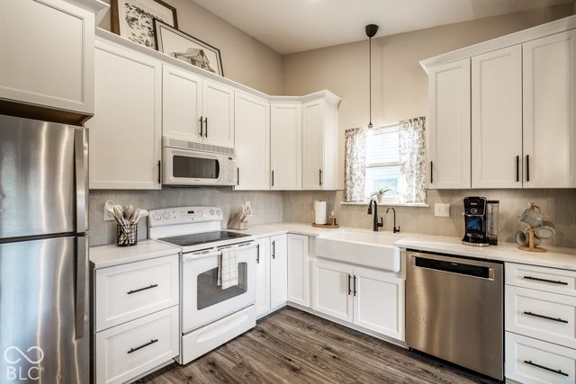 11378 Cherry Blossom West Drive, Fishers, IN 46038