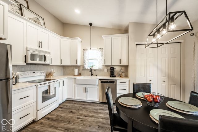 11378 Cherry Blossom West Drive, Fishers, IN 46038
