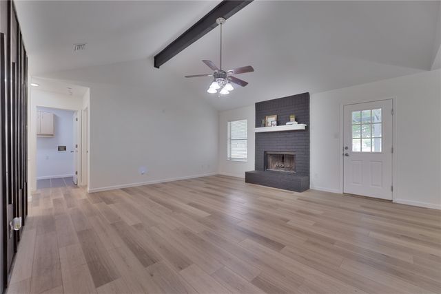 2944 Whispering Creek Lane, Burleson, TX 76028
