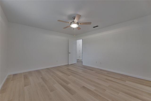 2944 Whispering Creek Lane, Burleson, TX 76028