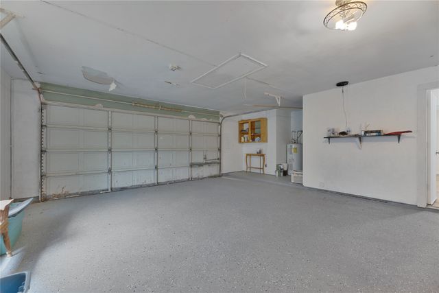 2944 Whispering Creek Lane, Burleson, TX 76028