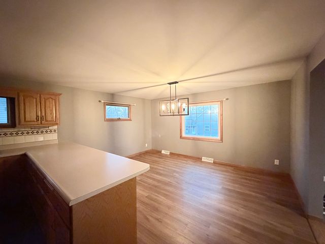 858 Benton Street, Eldorado, IL 62930