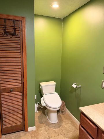 858 Benton Street, Eldorado, IL 62930