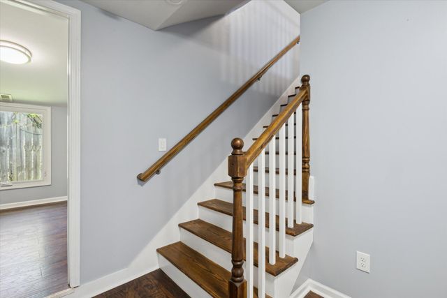 330 Richmond Avenue, Lexington, KY 40502