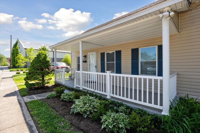 330 Richmond Avenue, Lexington, KY 40502