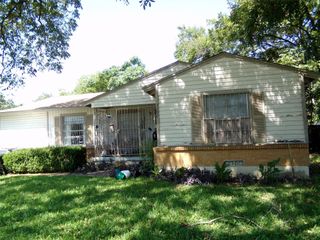 3107 Dahlia Drive, Dallas, TX 75216