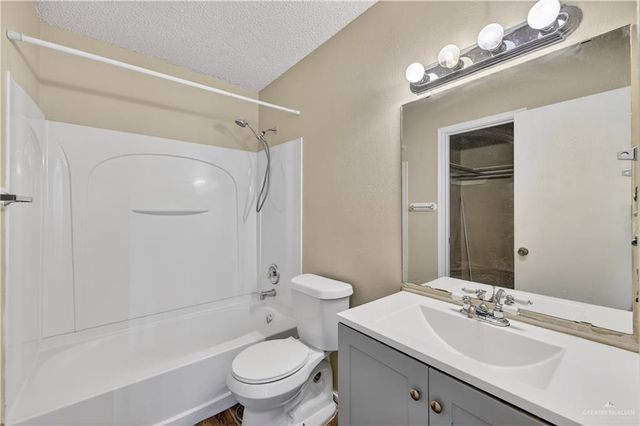 3120 Highland Park Avenue, Mission, TX 78574