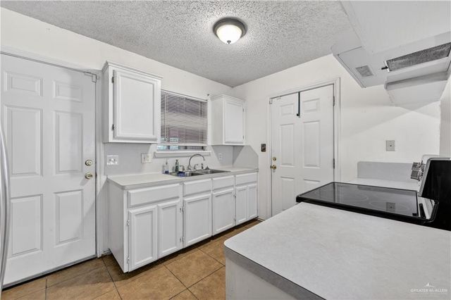 3120 Highland Park Avenue, Mission, TX 78574