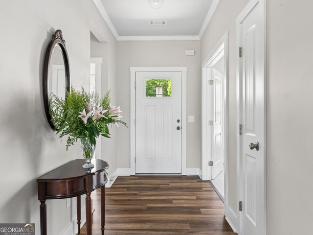 520 North Point Circle, Hartwell, GA 30643