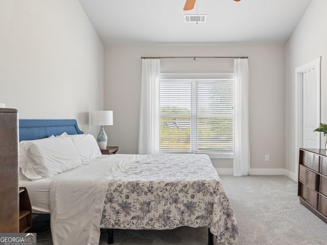 520 North Point Circle, Hartwell, GA 30643