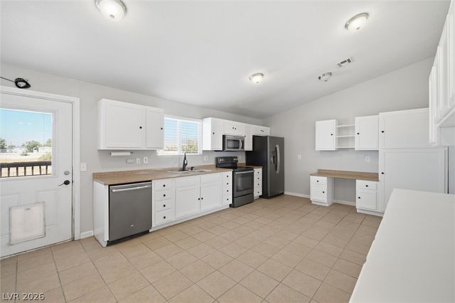 200 West Eton Street, Pahrump, NV 89048