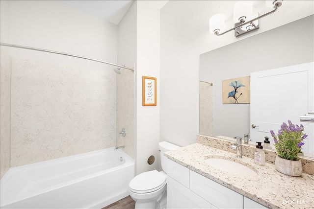 1101 Ritter Street 207, North Aurora, IL 60542