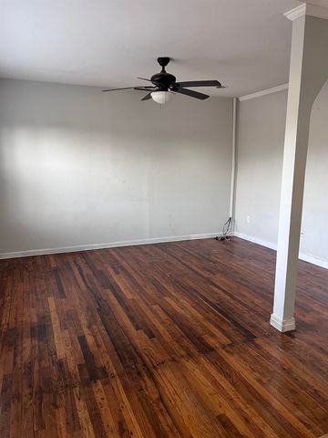 2001 Daisy Street, Tallahassee, FL 32310