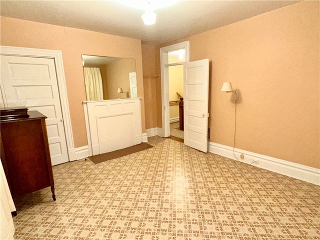 912 Penn Avenue, New Brighton, PA 15066