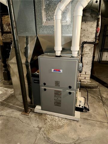 912 Penn Avenue, New Brighton, PA 15066