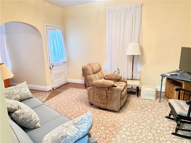 912 Penn Avenue, New Brighton, PA 15066