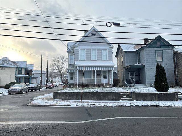 912 Penn Avenue, New Brighton, PA 15066