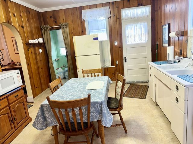 912 Penn Avenue, New Brighton, PA 15066