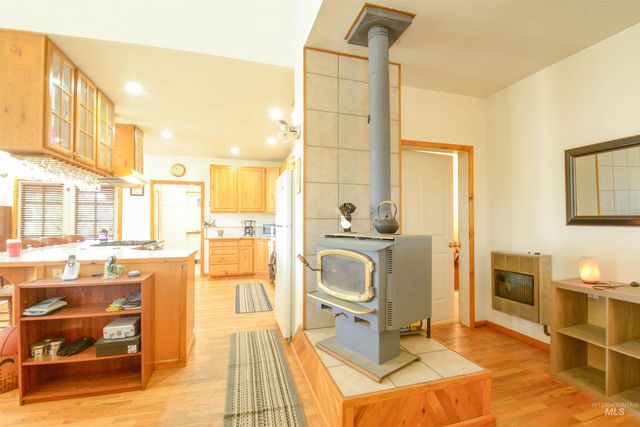 26 Pine Heights, Boise, ID 83716