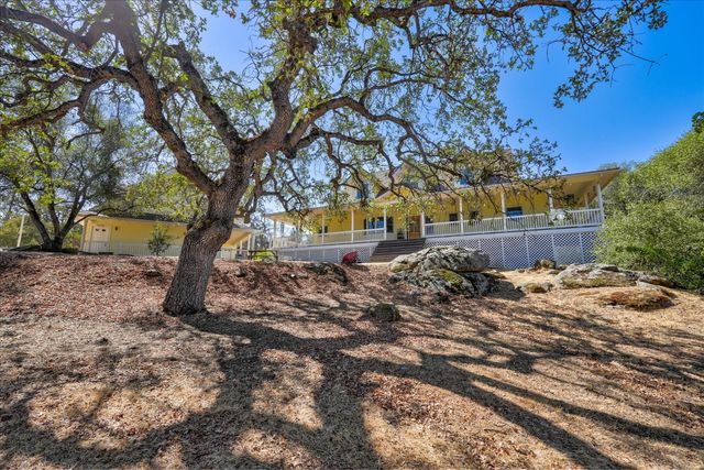 43972 Wells Rd, Coarsegold, CA 93614