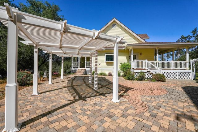 43972 Wells Rd, Coarsegold, CA 93614