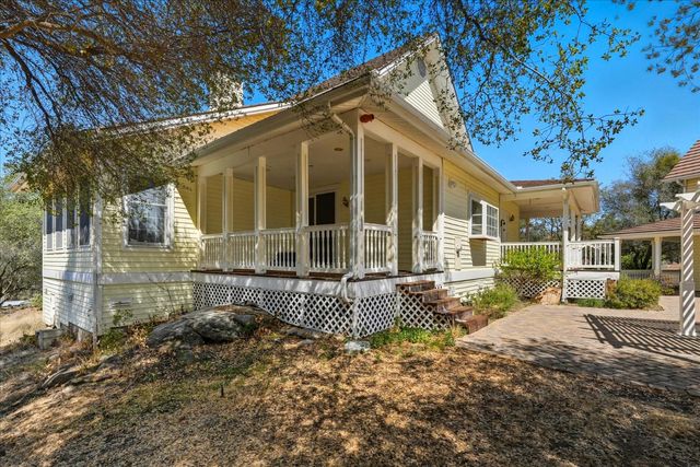 43972 Wells Rd, Coarsegold, CA 93614