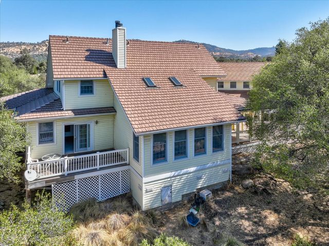 43972 Wells Rd, Coarsegold, CA 93614