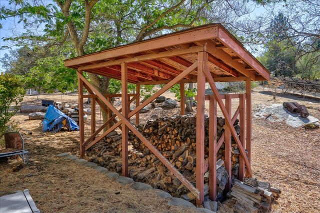 43972 Wells Rd, Coarsegold, CA 93614