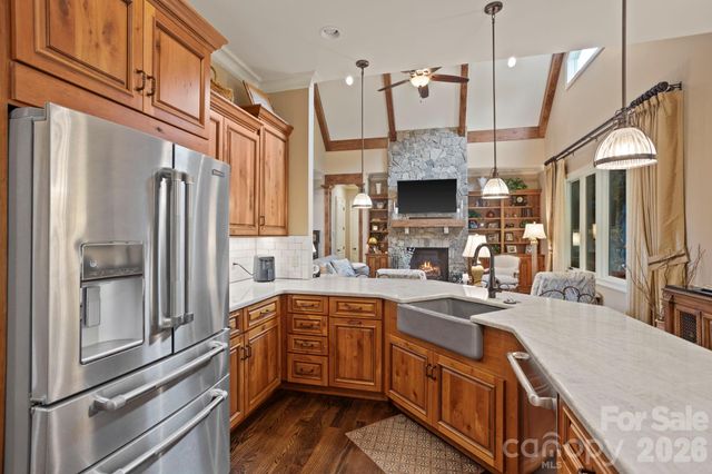 390 Shipman Parkway, Flat Rock, NC 28731