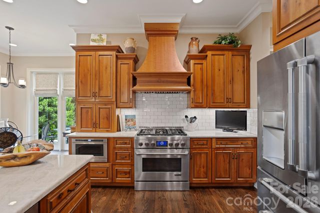 390 Shipman Parkway, Flat Rock, NC 28731