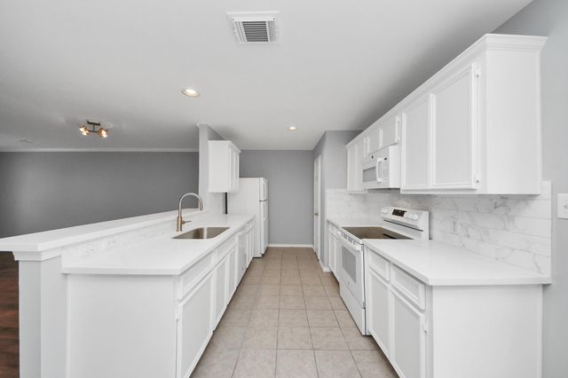 1714 Redwing Bluff Drive, Houston, TX 77009