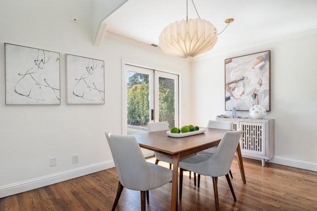 111 Woodside Avenue, Santa Cruz, CA 95060