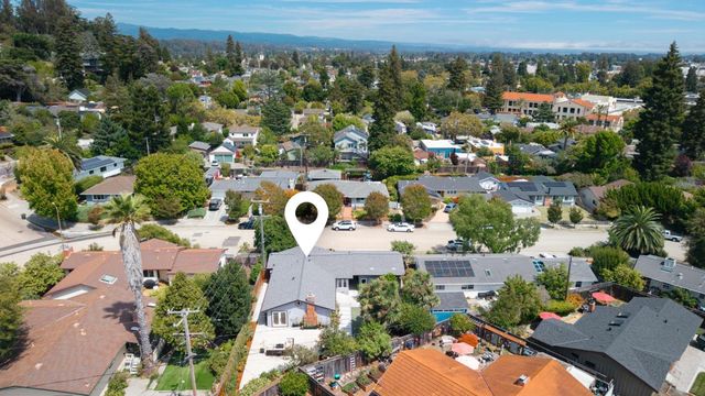 111 Woodside Avenue, Santa Cruz, CA 95060