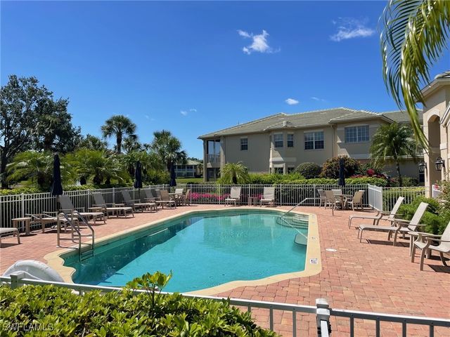 650 Vintage Reserve CIR 5C, Naples, FL 34119