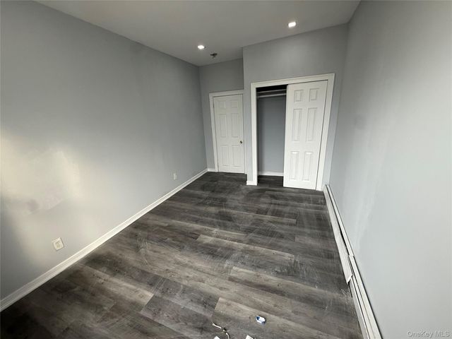 21157 Jamaica Avenue 2F, Queens Village, NY 11428