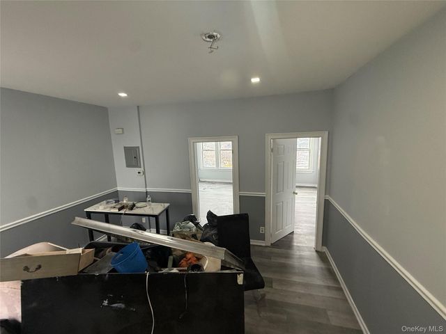 21157 Jamaica Avenue 2F, Queens Village, NY 11428