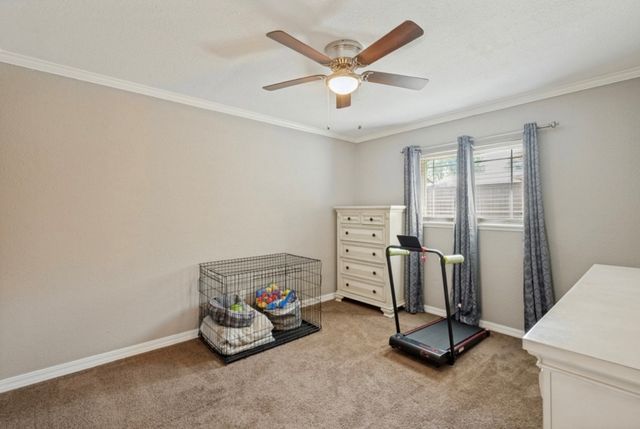 700 Nora Lane, Desoto, TX 75115