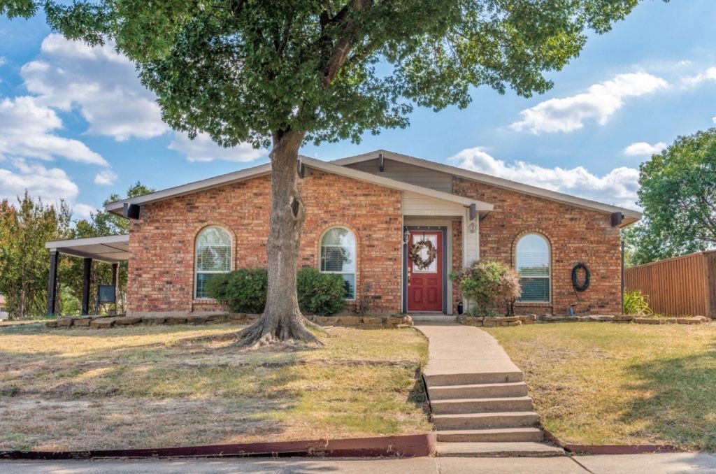 700 Nora Lane, Desoto, TX 75115 — photo 2