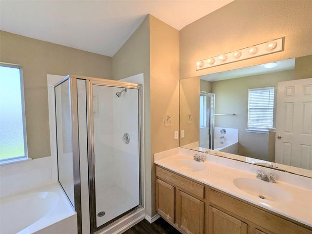 1115 Remington DR, Leander, TX 78641