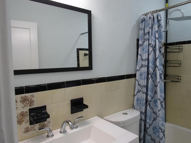 1011 N D Street 1, Lake Worth Beach, FL 33460