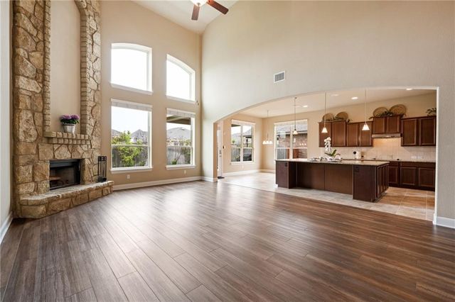 920 Tabernash DR, Leander, TX 78641