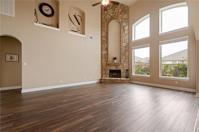 920 Tabernash DR, Leander, TX 78641