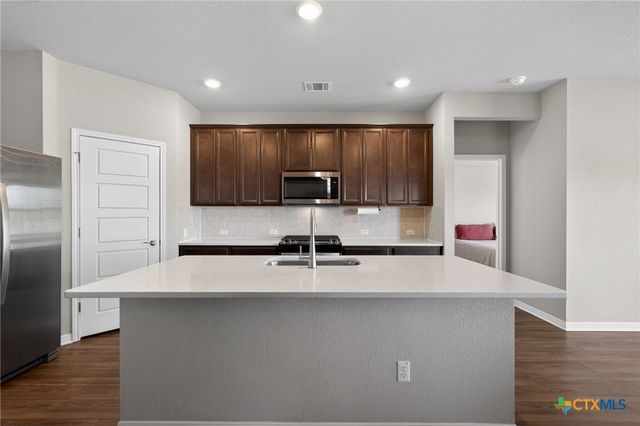 1036 View Drive, Georgetown, TX 78628