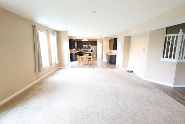 8826 Hemingway Drive, Indianapolis, IN 46239