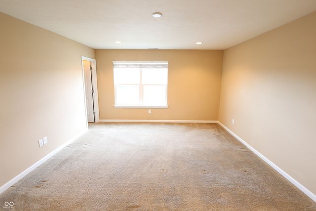 8826 Hemingway Drive, Indianapolis, IN 46239