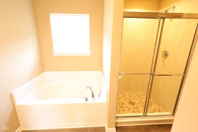 8826 Hemingway Drive, Indianapolis, IN 46239