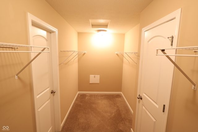 8826 Hemingway Drive, Indianapolis, IN 46239