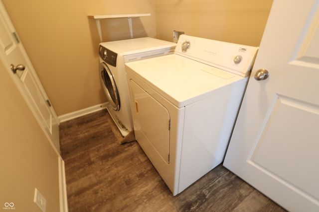 8826 Hemingway Drive, Indianapolis, IN 46239