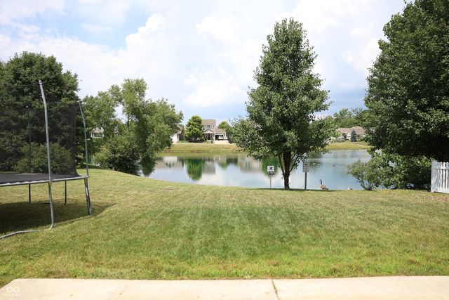 8826 Hemingway Drive, Indianapolis, IN 46239