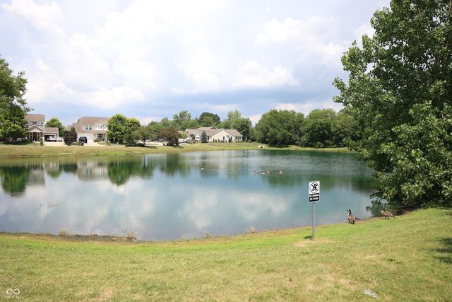 8826 Hemingway Drive, Indianapolis, IN 46239